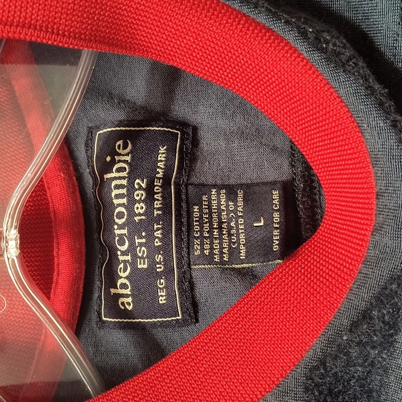 Abercrombie awesome t-shirt - Picture 3 of 4